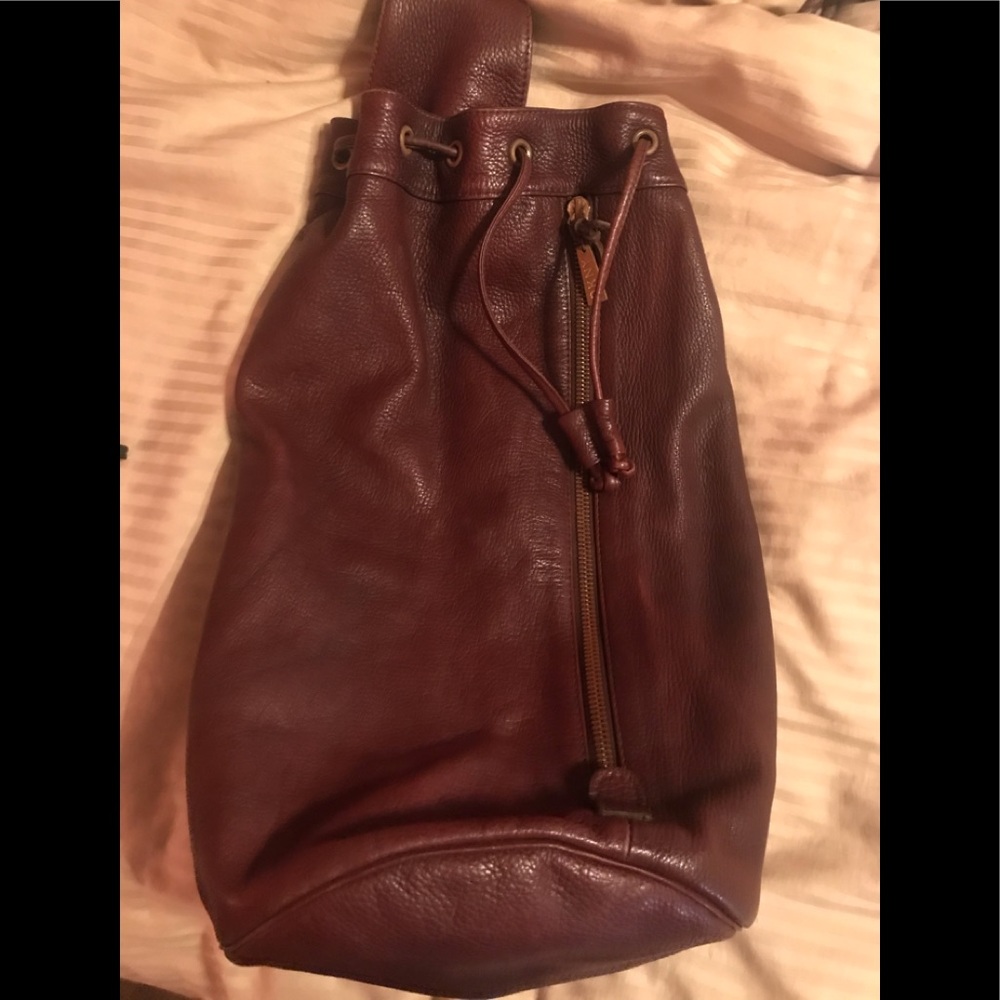 VINTAGE DKNY BROWN LEATHER DRAWSTRING BAG WITH ZIP